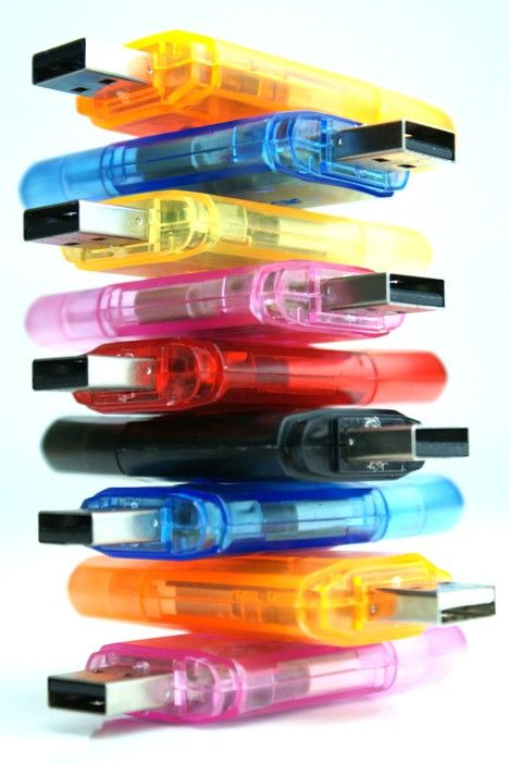 Une clé USB connectée à un ordinateur professionnel peut être consultée librement par l'employeur