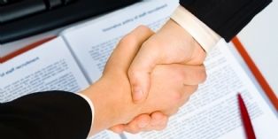 Acquisitions : les groupes français s'intéressent aux entreprises spécialisées