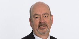 Martin J. Naughalty devient directeur financier de NTT Com Security AG